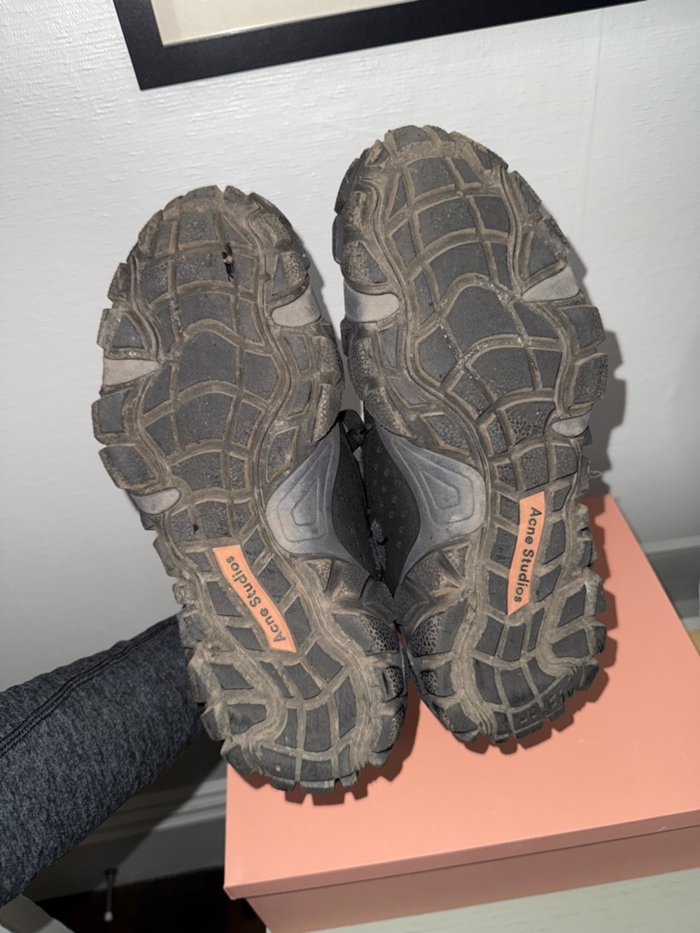 Acne Studios Bolzter Sneaker - Picture 6 of 8